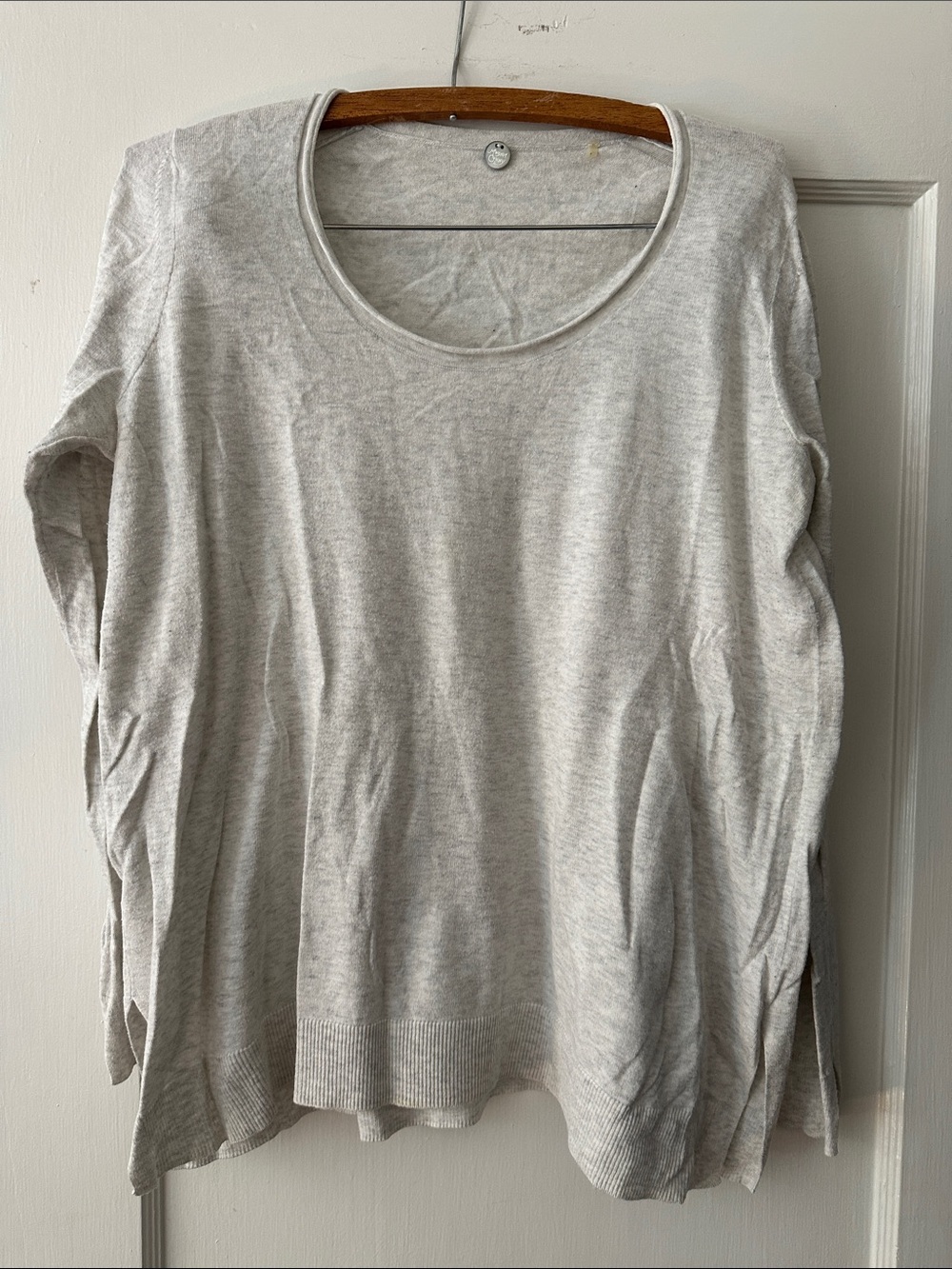 Margaret O'Leary Light Gray Scoop Neck Long Sleeve Top